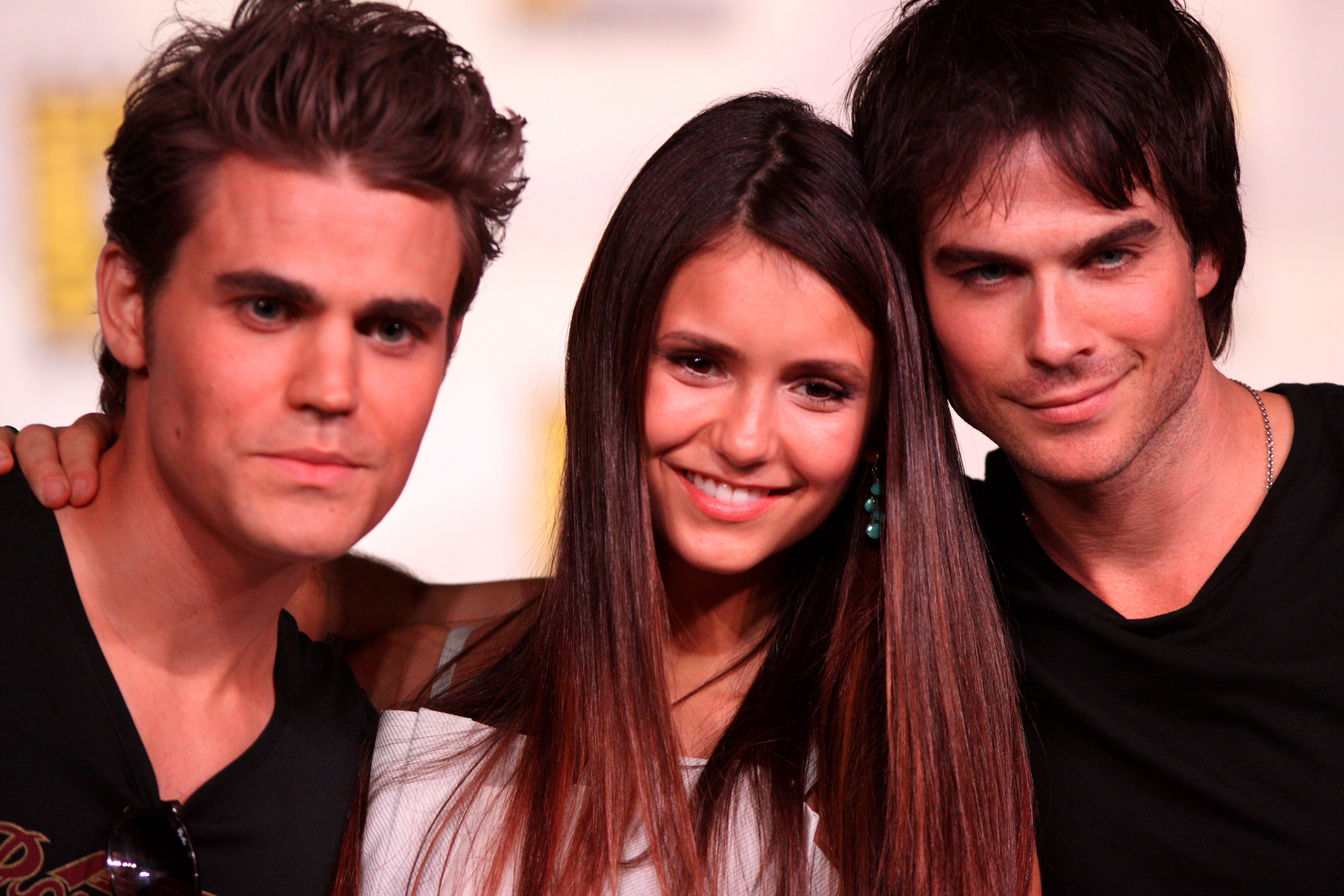Vampire Diaries Gets Mixed Reviews from Students